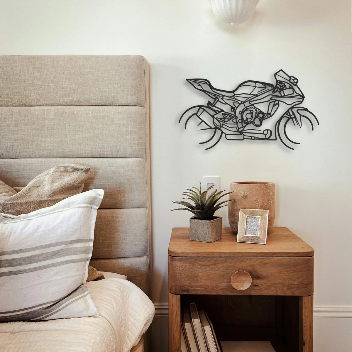 2018 Yamaha YZF R1 Classic Motorcycle Silhouette Metal Wall Art - Tinvibe